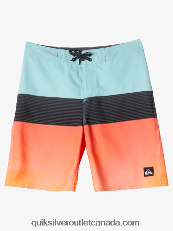 CA Quiksilver Boys 8-16 Everyday Panel 17 Boardshorts angel blue TX4R21903