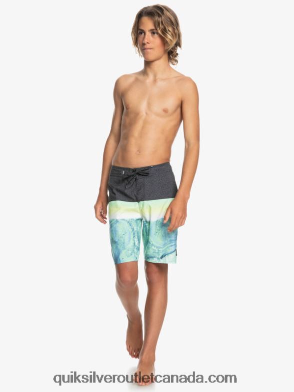 CA Quiksilver Boys 8-16 Everyday Panel Yth 17 Boardshort green ash TX4R22274