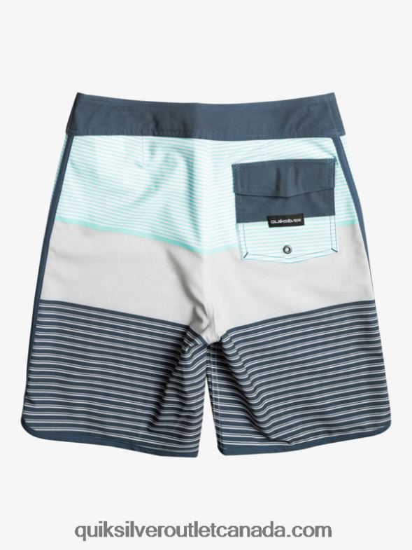 CA Quiksilver Boys 8-16 Surfsilk Tijuana 17 Boardshorts beach glass TX4R21986