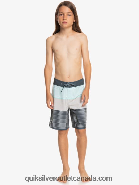 CA Quiksilver Boys 8-16 Surfsilk Tijuana 17 Boardshorts beach glass TX4R21986