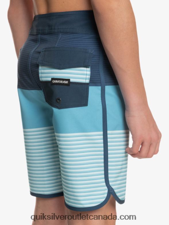 CA Quiksilver Boys 8-16 Surfsilk Tijuana Yth 17 Boardshort insignia blue TX4R22269