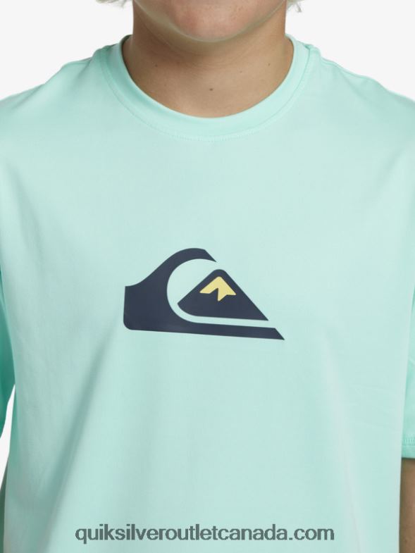 CA Quiksilver Boys 8-16 Solid Streak Short Sleeve UPF 50 Surf T-Shirt beach glass TX4R22137