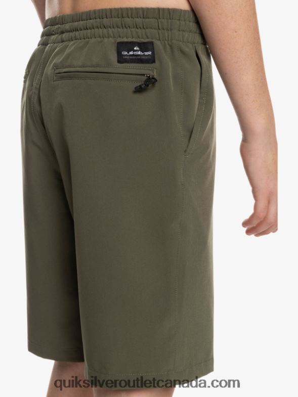 CA Quiksilver Boys 8-16 Ocean Elastic Amph Yth 18 Hybrid Shorts grape leaf TX4R22255