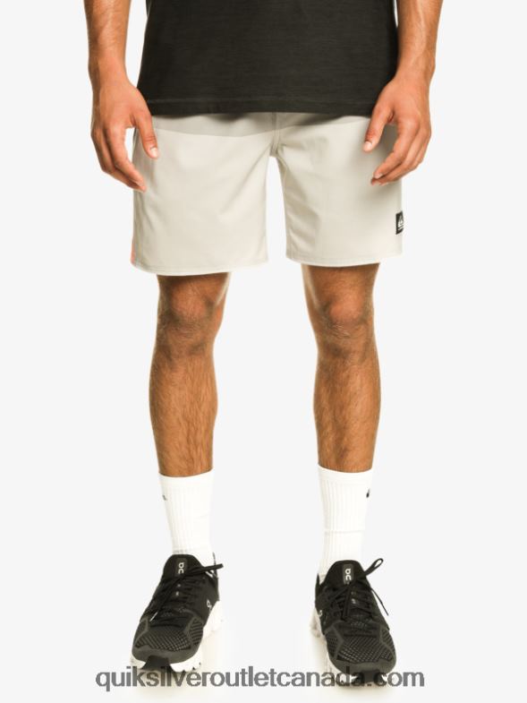 CA Quiksilver Men Omni Stretch 17 Training Shorts grey violet TX4R2828