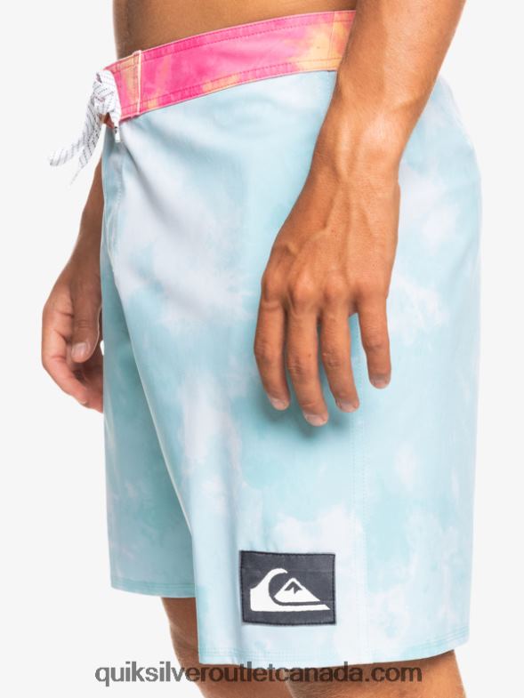 CA Quiksilver Men SurfSilk Acid Wash 18 Boardshorts angel blue TX4R21748