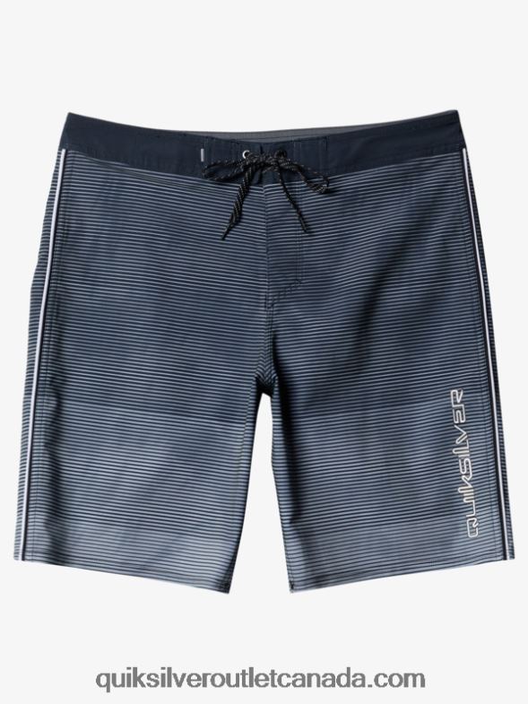 CA Quiksilver Men SurfSilk Massive 20 Boardshorts sleet TX4R21596