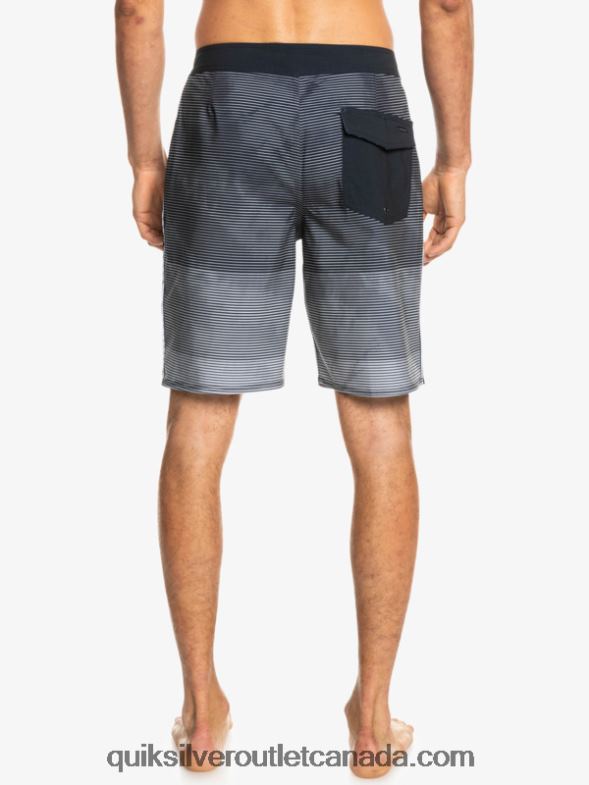 CA Quiksilver Men SurfSilk Massive 20 Boardshorts sleet TX4R21596