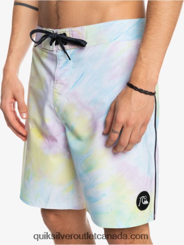 CA Quiksilver Men SurfSilk Piped 18 Boardshorts white TX4R21749