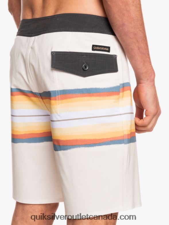 CA Quiksilver Men SurfSilk Resin Tint 19 Boardshorts antique white TX4R21445