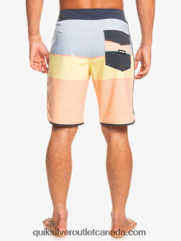 CA Quiksilver Men SurfSilk Tijuana 19 Boardshorts peach pink TX4R21408