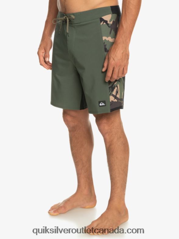 CA Quiksilver Men Surfsilk Arch 18 Boardshorts camo TX4R2312