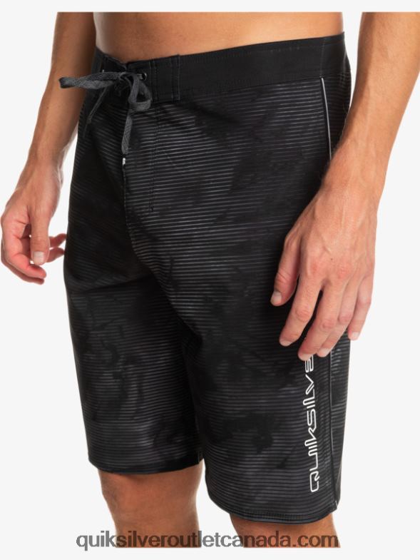 CA Quiksilver Men Surfsilk Massive 20 Boardshorts black TX4R2335