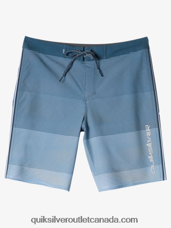 CA Quiksilver Men Surfsilk Massive 20 Boardshorts midnight navy TX4R2332
