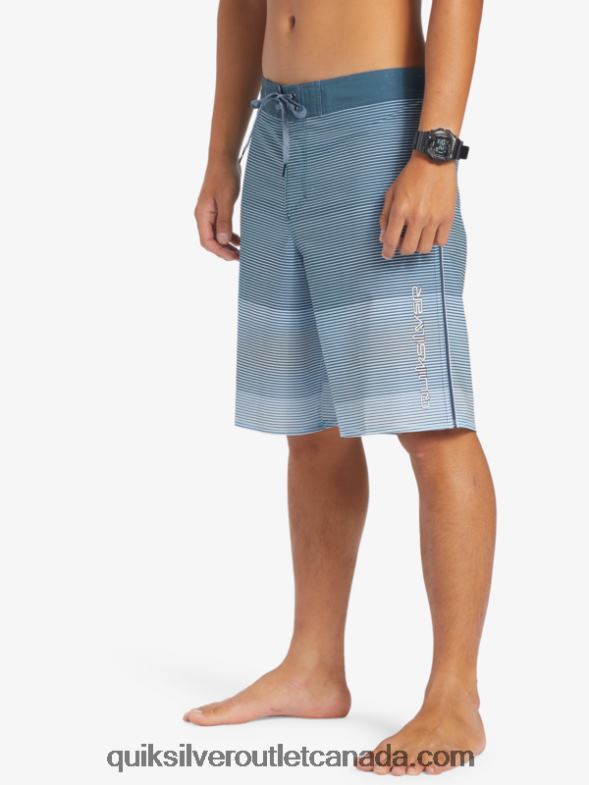 CA Quiksilver Men Surfsilk Massive 20 Boardshorts midnight navy TX4R2332