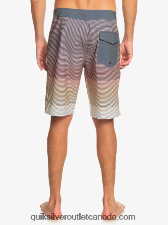 CA Quiksilver Men Surfsilk Massive 20 Boardshorts wheat TX4R2334