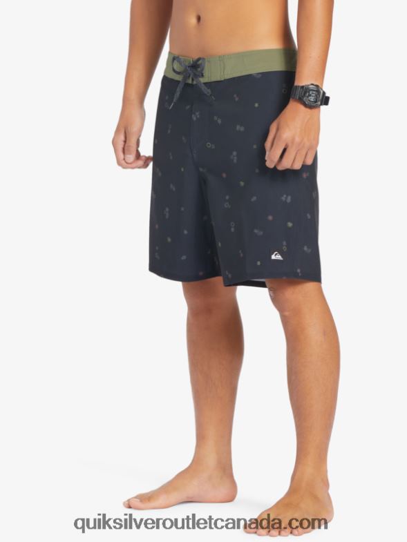 CA Quiksilver Men Surfsilk QS 69 18 Boardshorts black TX4R2239