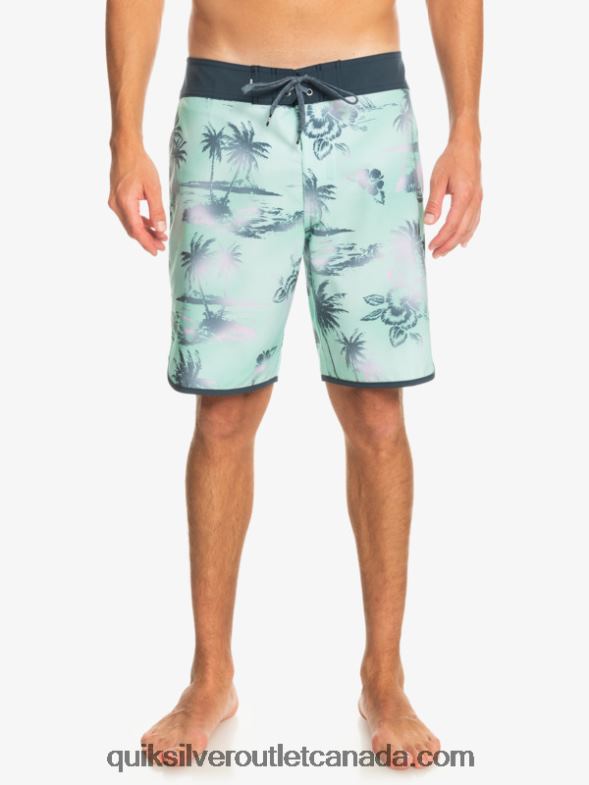 CA Quiksilver Men Surfsilk Scallop 19 Boardshorts beach glass TX4R2222