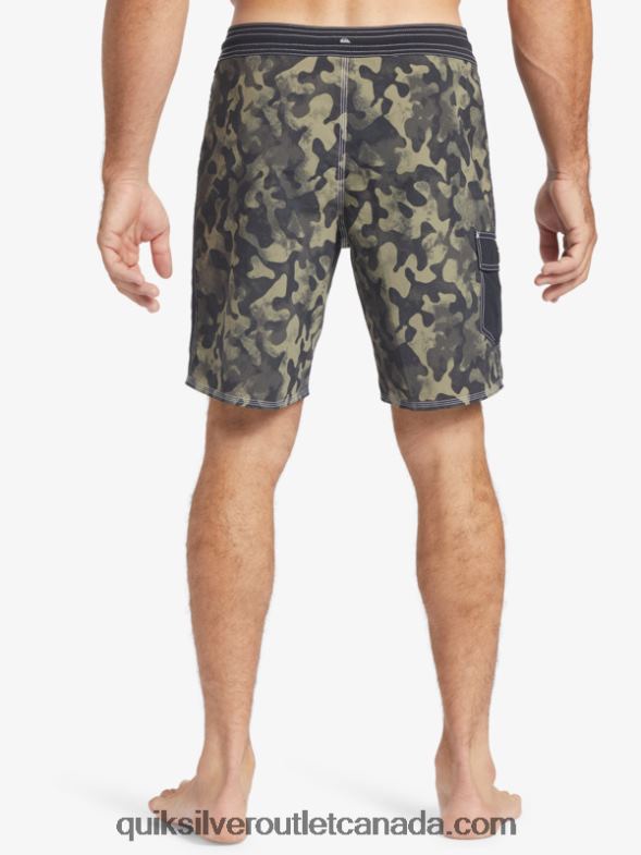 CA Quiksilver Men Waterman Throwback Camo 19 Boardshorts black throwback fade TX4R2535