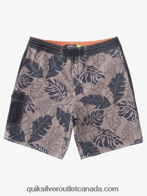 CA Quiksilver Men Waterman Throwback Print 2 19 Boardshorts black throwback TX4R2848