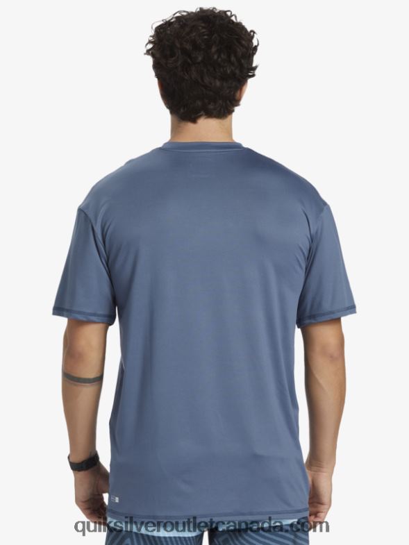 CA Quiksilver Men Solid Streak Short Sleeve UPF 50 Surf Tee bering sea TX4R2888